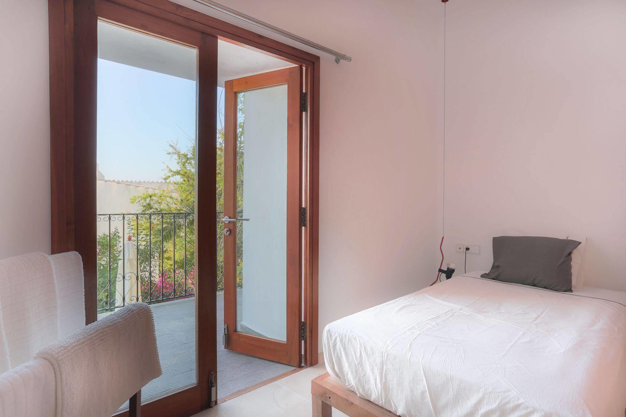 Apartamentos Xereca -Dalt Vila- Loft Ibiza Town Exterior photo